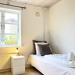 Appartamento Five-bedroom House Located In