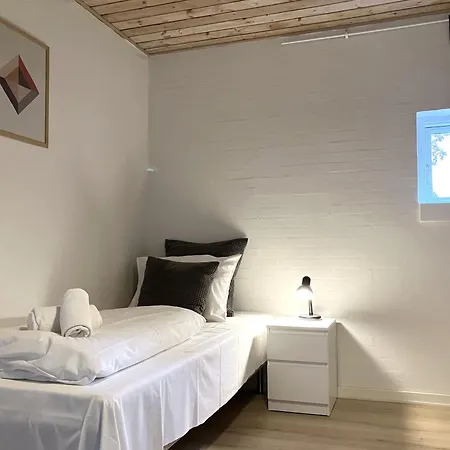 Apartament Five-bedroom House Located In *